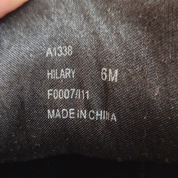 Coach Hillary Black and Cream Women's Lace Up Sneakers Size 6 - Picture 4 of 9